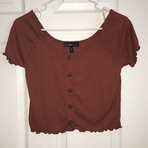 CLEARANCE! 🤩 Derek Heart Brown Button Crop Top 🤎